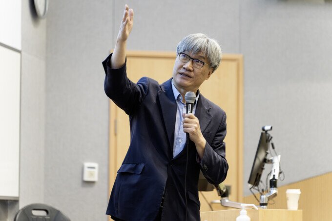 Keynote speaker: Professor Wang Bo, Vice President of Peking University