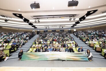 图片关于「人工智能时代的新媒体素养」国际学术会议